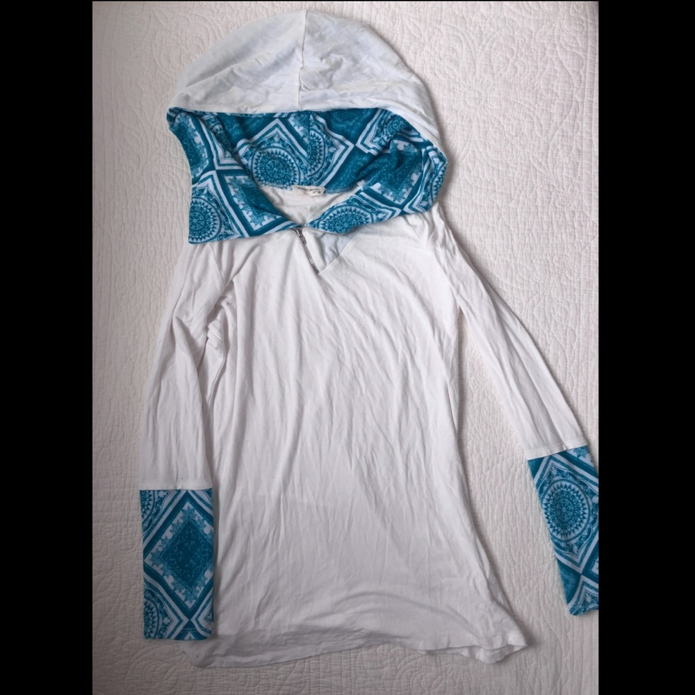 Lightweight Pullover